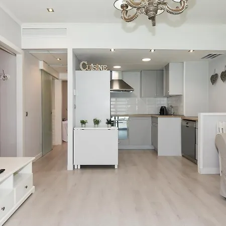 Uhc La Llosa Apartment